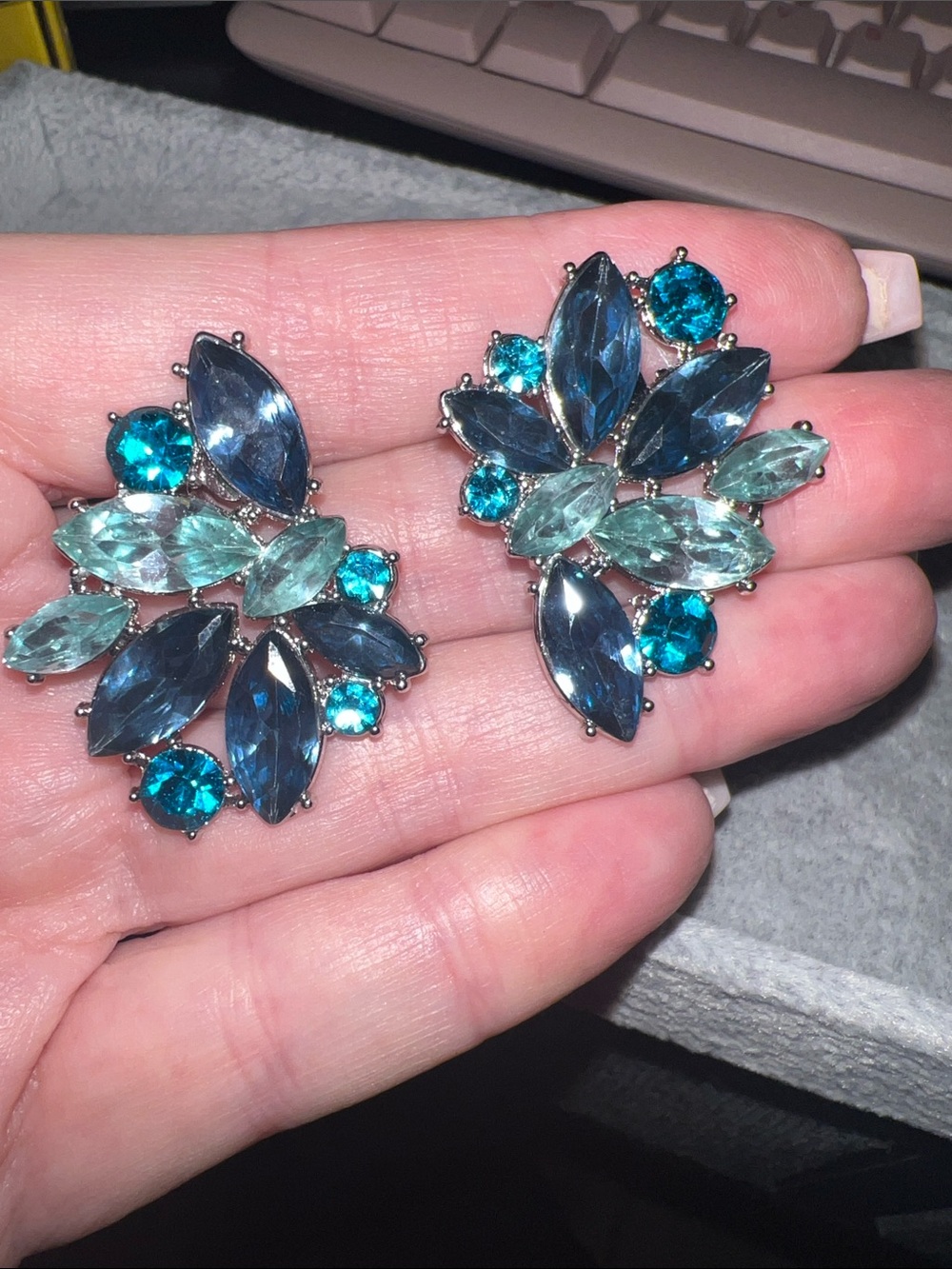 Teal and Navy Crystal Cluster Pierced Earrings - Picture 4 of 4